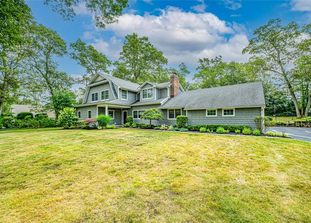 Property at 21 The Rise, Woodbury, NY 11797, 6 beds, 3.5 baths