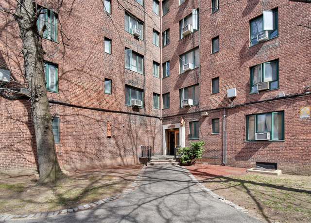 Property at 1504 Metropolitan Ave Unit 1C, Bronx, NY 10462, 1 bed, 1 bath
