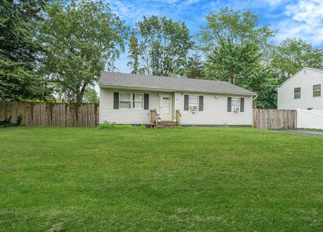 Property at 847 Taylor Ave, East Patchogue, NY 11772, 4 beds, 1 bath