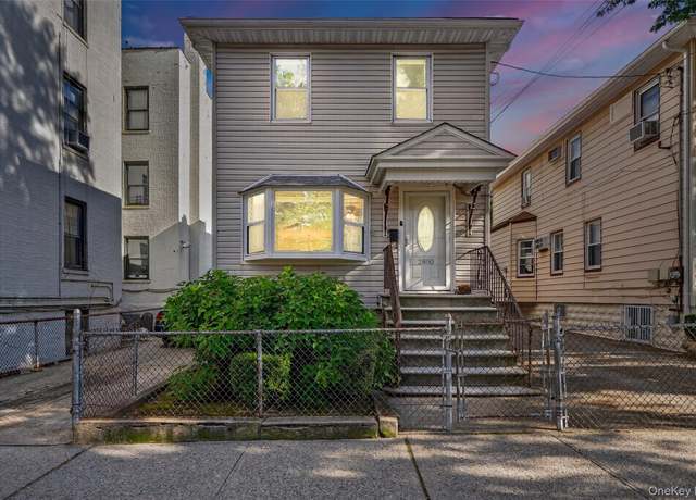 Property at 2850 Harrington Ave, Bronx, NY 10461, 3 beds, 1.5 baths