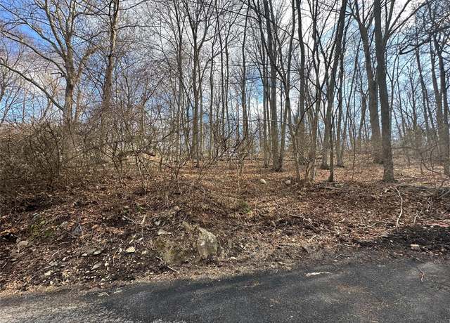 Property at 17 Overlook Way, Purdys, NY 10578