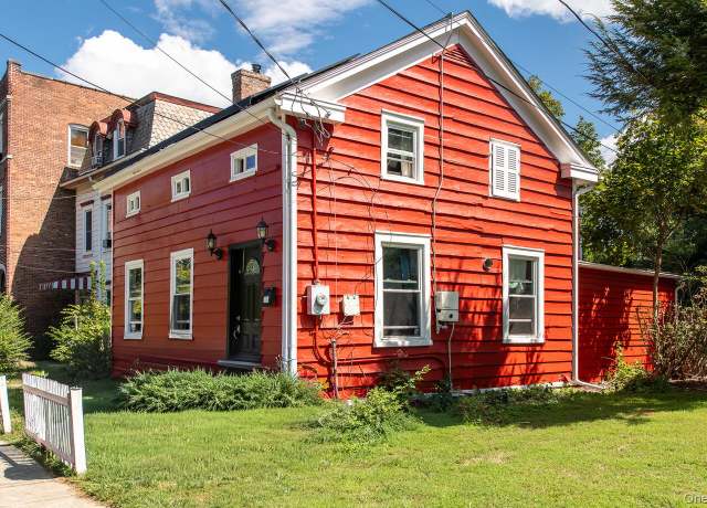 Property at 88 S Hamilton St, Poughkeepsie, NY 12601, 3 beds, 1.5 baths