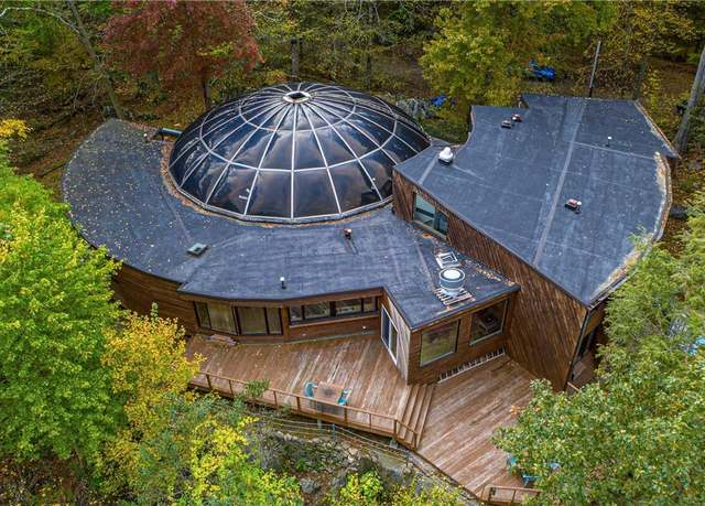 Property at 85 Haights Cross Rd, Chappaqua, NY 10514, 7 beds, 5 baths