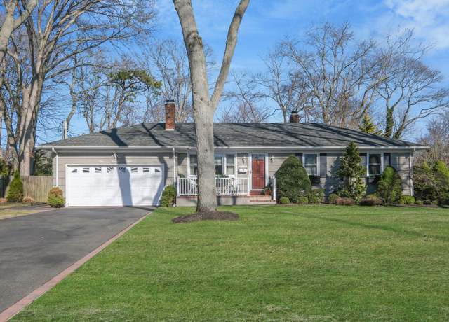 Property at 415 Sunrise Ave, Sayville, NY 11782, 3 beds, 2 baths