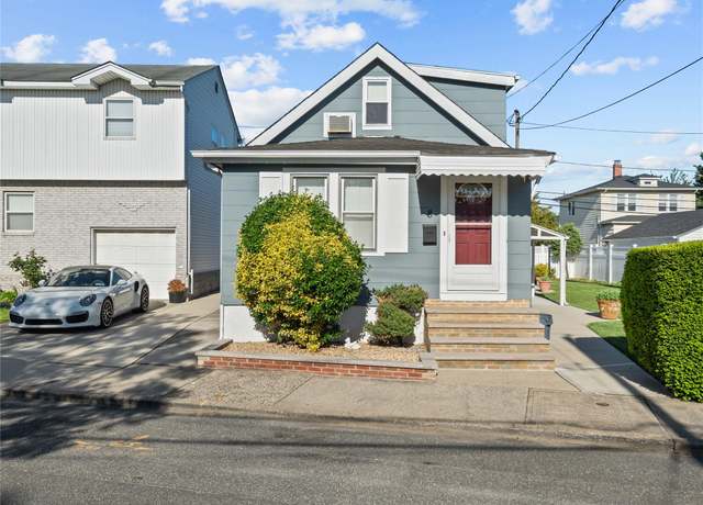 Property at 8 Savoy Ave, Elmont, NY 11003, 3 beds, 2 baths