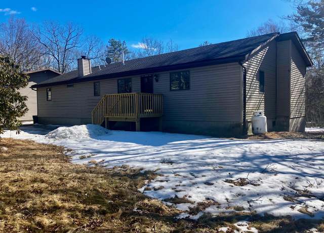 Property at 87 W Peenpack Trl, Sparrowbush, NY 12780, 3 beds, 1.5 baths