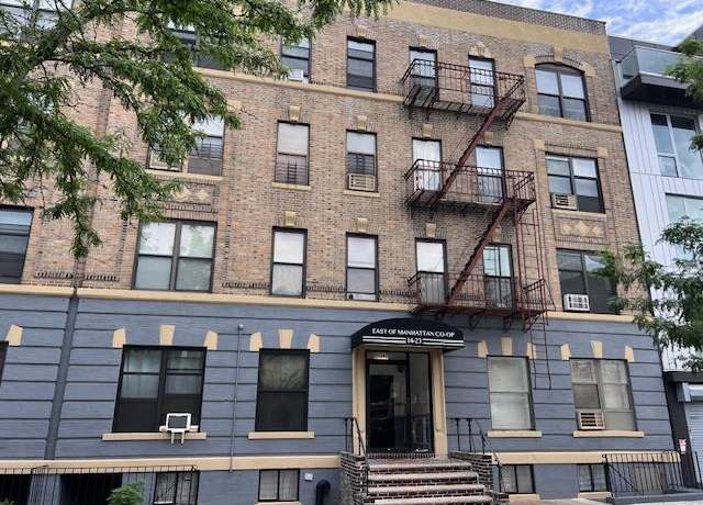 Property at 1423 31st Ave Unit 4E, Long Island City, NY 11106, 1 bed, 1 bath