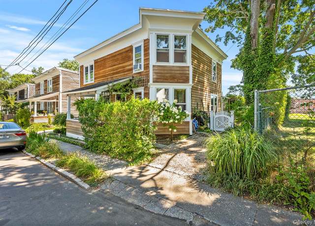 Property at 17 Elizabeth #17, East Hampton, NY 11963, 2 beds, 1.5 baths