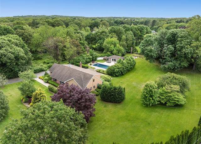 Property at 80 Woodlea Rd, Muttontown, NY 11791, 6 beds, 4.5 baths