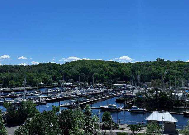 Property at 100 Garvies Point Rd #1237, Glen Cove, NY 11542, 2 beds, 2.5 baths