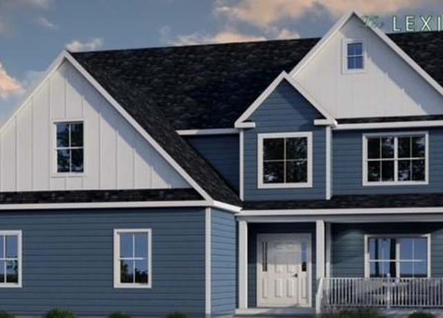 Property at 5 Colonels Path, Manorville, NY 11949, 4 beds, 2.5 baths