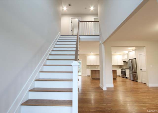 Property at 5 Colonels Path, Manorville, NY 11949, 4 beds, 2.5 baths