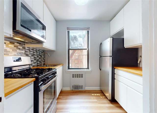 Property at 65-35 108th St Unit D7, Forest Hills, NY 11375, 1 bed, 1 bath