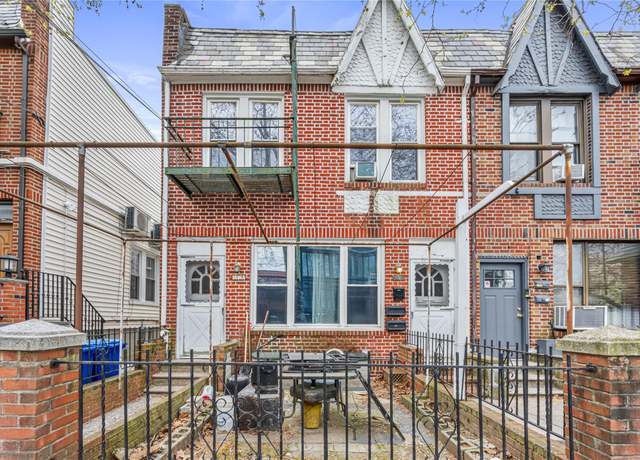 Property at 1816 21st Dr, Astoria, NY 11105, 6 beds, 3 baths