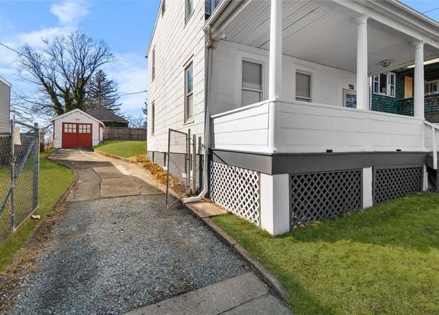 Property at 75 Prospect St, Newburgh, NY 12550, 3 beds, 1.5 baths