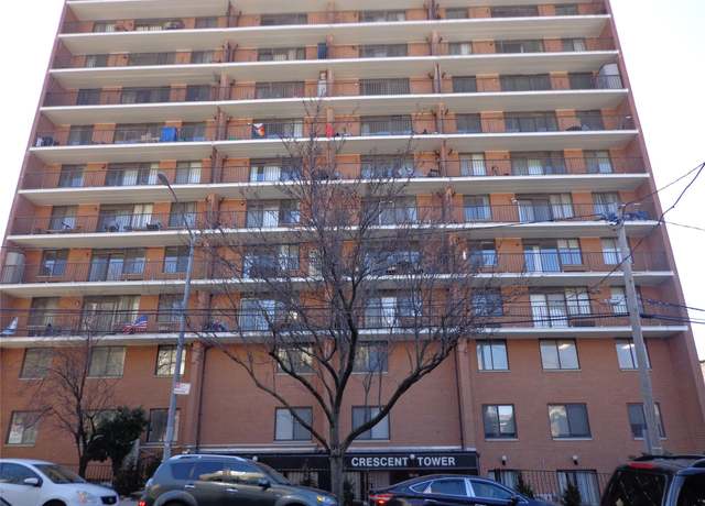 Property at 23-22 30 Rd Unit 8C, Astoria, NY 11102, 1 bath