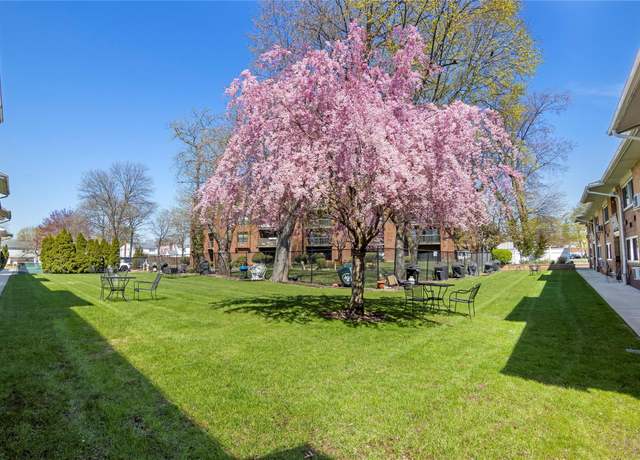 Property at 400 Fulton St Unit 13B, Farmingdale, NY 11735, 1 bed, 1 bath