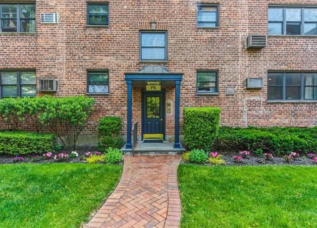 Property at 15 Beach Rd Unit 1P, Great Neck, NY 11023, 2 beds, 1 bath