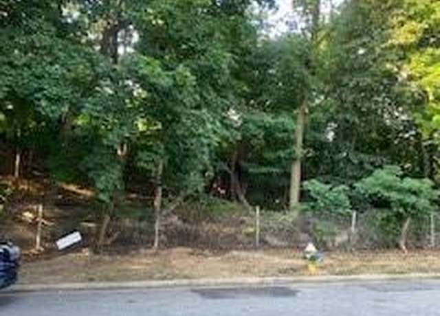 Property at 1040 Van Duzer St, New York (manhattan), NY 10304