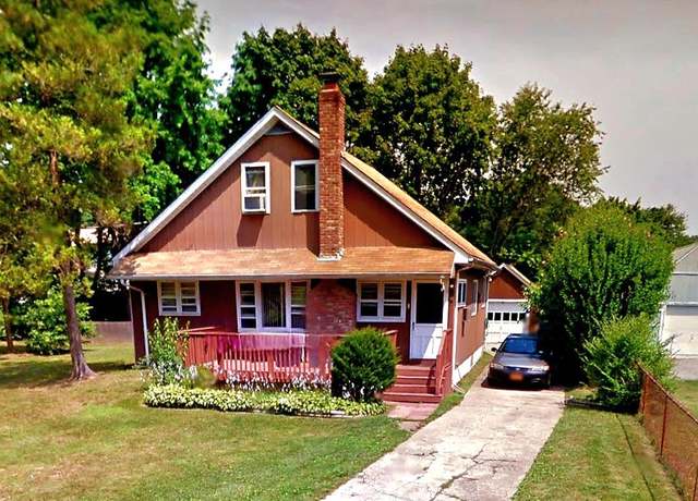 Property at 119 Peterson St, Brentwood, NY 11717, 4 beds, 2 baths