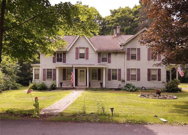 Property at 504 Greenkill Rd, Kingston, NY 12401, 4 beds, 2 baths
