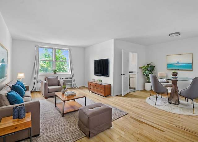 Property at 642 Locust St Unit 3K, Mount Vernon, NY 10552, 2 beds, 1 bath