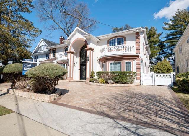 Property at 10 Linden St, Woodmere, NY 11598, 4 beds, 3 baths
