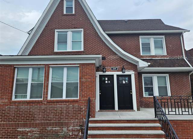 Property at 309 Beach 91st St, Far Rockaway, NY 11693, 7 beds, 4 baths