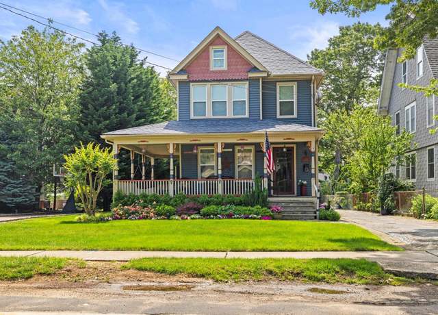 Property at 24 Grant Ave, East Rockaway, NY 11518, 3 beds, 2 baths