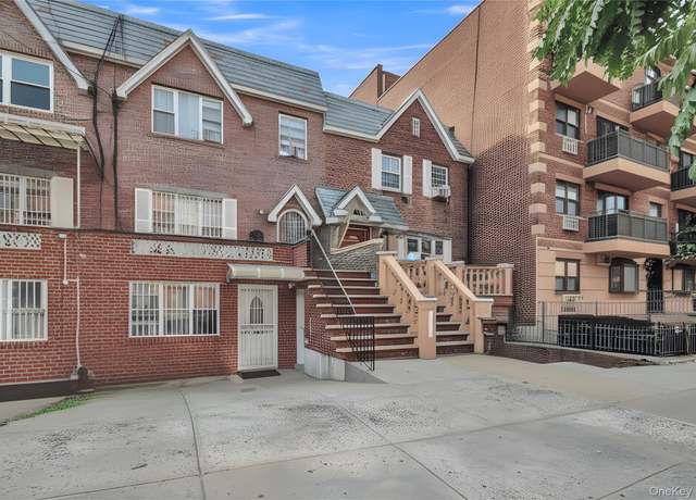 Property at 52-22 Van Loon St, Elmhurst, NY 11373, 6 beds, 3 baths