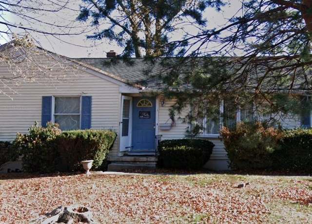 Property at 1 Roberts Rd, Monsey, NY 10952, 4 beds, 2 baths