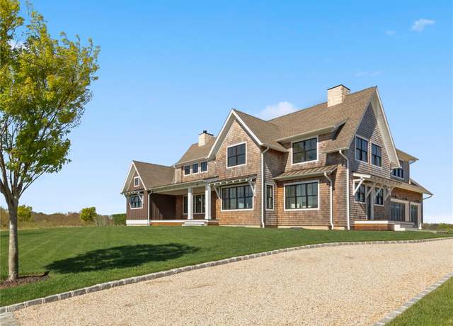 Property at 35 Club Dr, Baiting Hollow, NY 11933, 4 beds, 4 baths