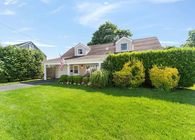 Property at 2691 Evans Rd, Oceanside, NY 11572, 4 beds, 2 baths