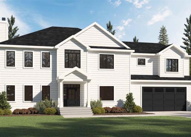 Property at 19 Greenway Ct, Hampton Bays, NY 11946, 5 beds, 3.5 baths