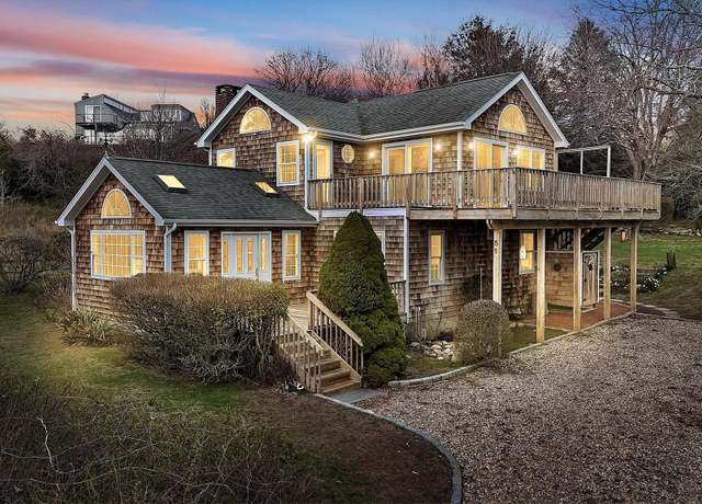 Property at 51 Firestone Rd, Montauk, NY 11954, 3 beds, 2 baths