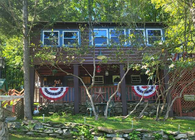Property at 28 E Sullivan Pl, Smallwood, NY 12720, 2 beds, 1 bath