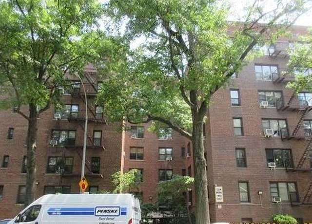 Property at 2244 Bronx Park E Unit 6L, Bronx, NY 10467, 1 bath
