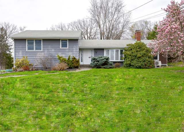 Property at 46 High Acres Dr, Poughkeepsie, NY 12603, 3 beds, 1 bath
