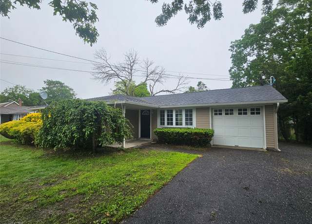 Property at 114 Granny Rd, Farmingville, NY 11738, 4 beds, 2 baths