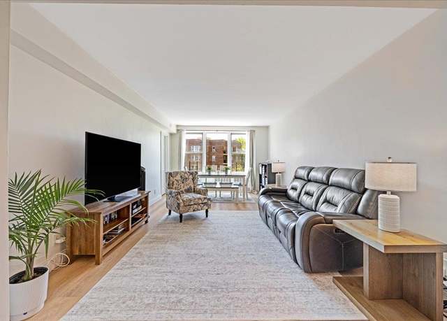 Property at 2736 Independence Ave Unit 6C, Bronx, NY 10463, 2 beds, 1 bath