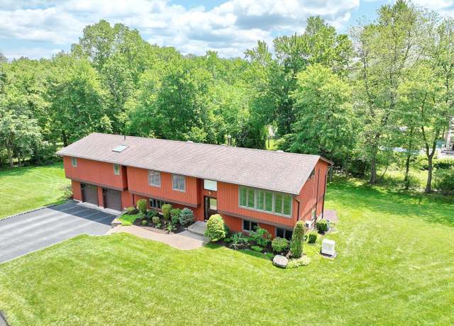 Property at 65 Inwood Dr, Bardonia, NY 10954, 5 beds, 3.5 baths