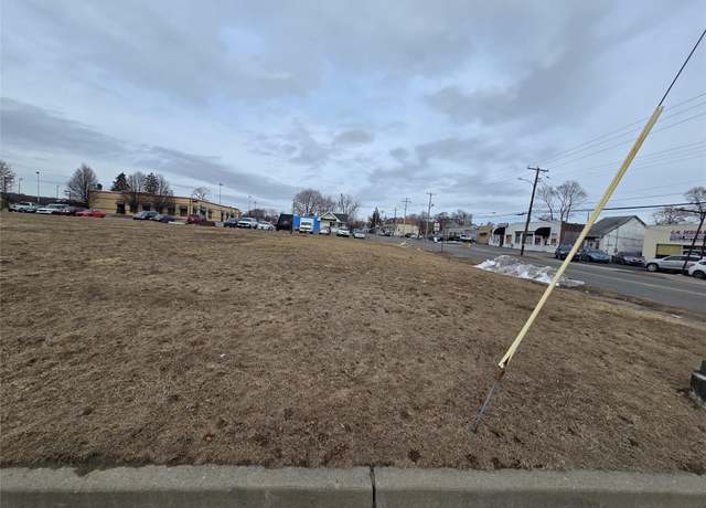 Property at 106 S Robinson Ave, Newburgh, NY 12550