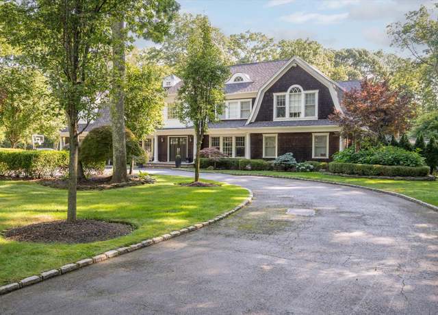 Property at 55 Cecilia Dr, Muttontown, NY 11791, 6 beds, 4.5 baths