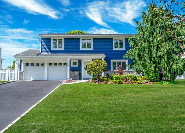 Property at 29 Lindron Ave, Smithtown, NY 11787, 4 beds, 2.5 baths
