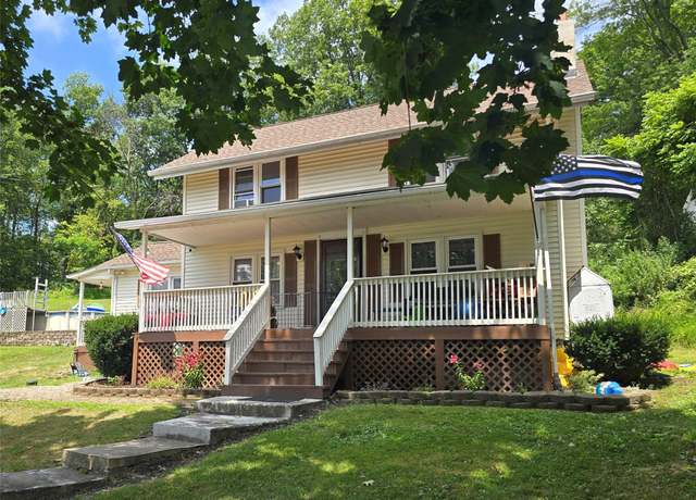 Property at 1089 County Rd 12, New Hampton, NY 10958, 4 beds, 2.5 baths