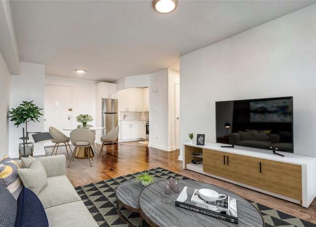 Property at 50-22 40th St Unit 2F, Sunnyside, NY 11104, 1 bed, 1 bath
