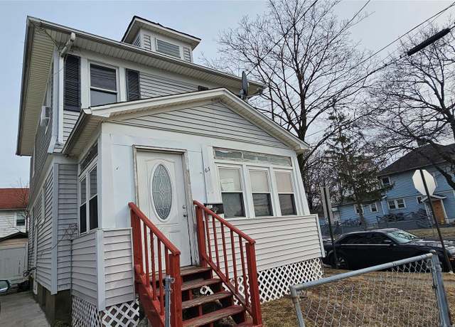 Property at 63 S Robinson Ave, Newburgh, NY 12550, 3 beds, 1.5 baths