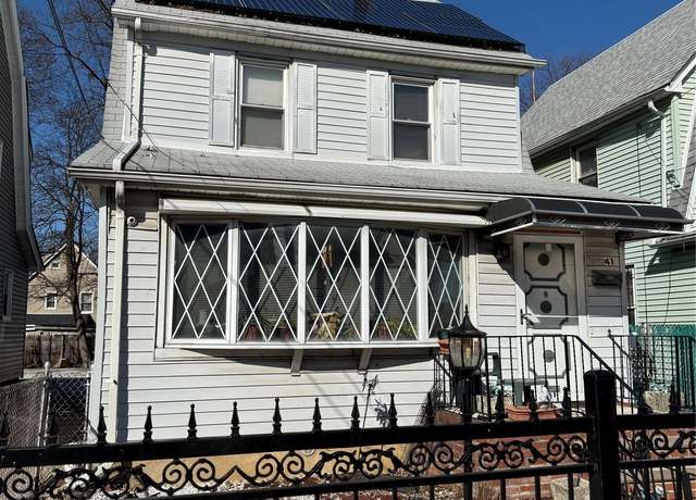 Property at 19441 113th Rd, Saint Albans, NY 11412, 3 beds, 1 bath