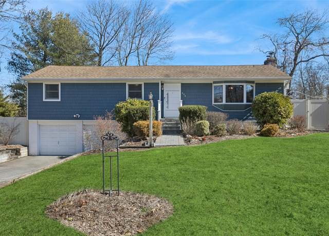 Property at 649 Blydenburgh Rd, Hauppauge, NY 11788, 3 beds, 3 baths