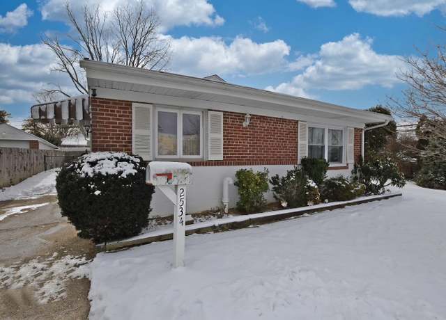 Property at 2534 Cypress Ave, East Meadow, NY 11554, 3 beds, 1 bath